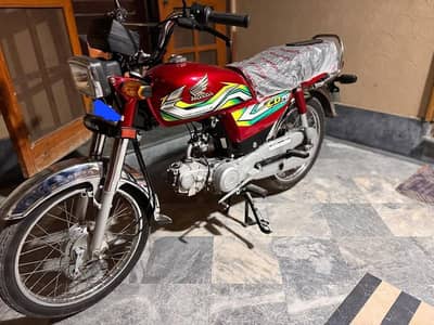 Honda CD 70 | Model 2023 | 8,500 KMs Driven Bike Call 0321 - 7778698
