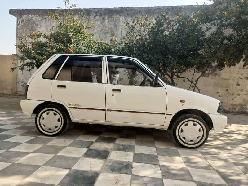 GENOIN 2011 MODEL MEHRAN INSIDE. . 2