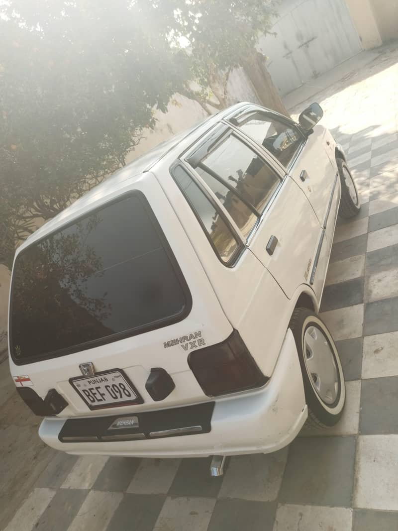 GENOIN 2011 MODEL MEHRAN INSIDE. . 4