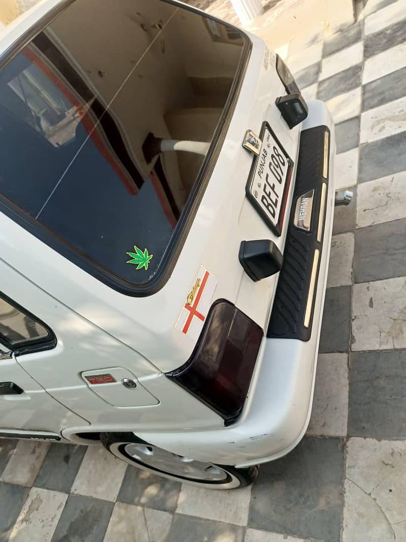 GENOIN 2011 MODEL MEHRAN INSIDE. . 17