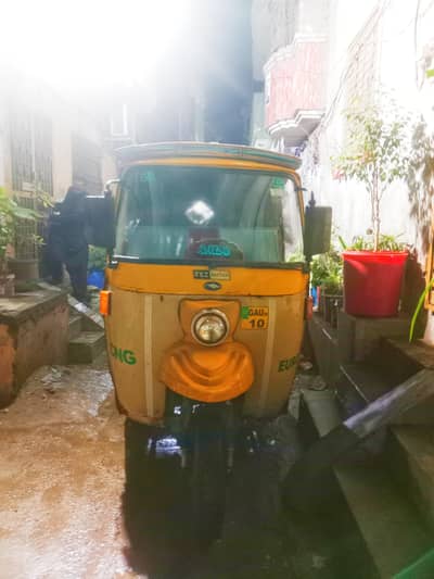 tez Raftaar CNG Ricksha