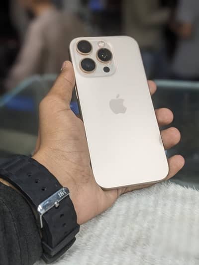 iPhone 16 Pro Canadian JV Non Active