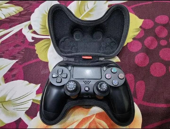 PS4 CONTROLLER 0