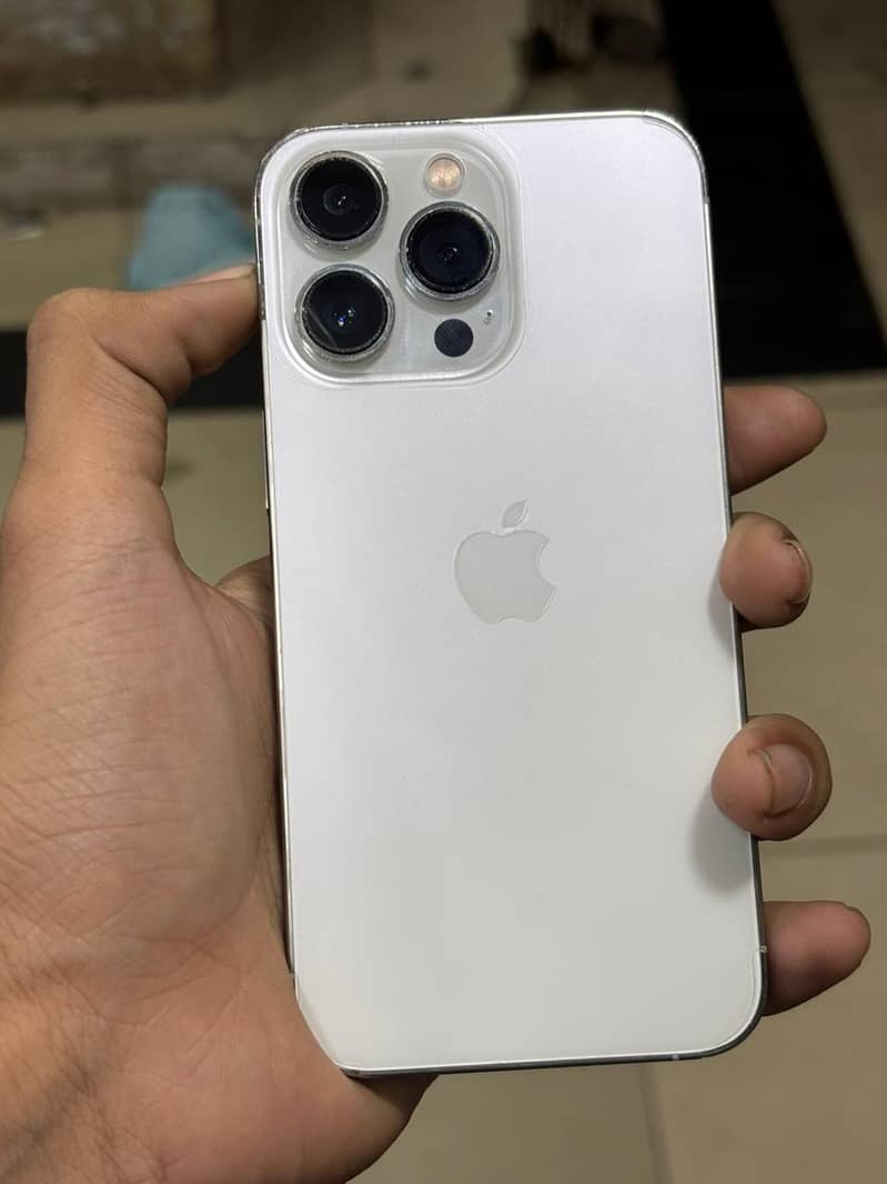 iPhone 13 Pro 0