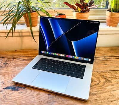 MacBook Pro 16” M1 Pro | 32GB RAM | 512GB SSD | Excellent Condition