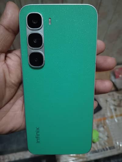 Infinix hot 60 pro green