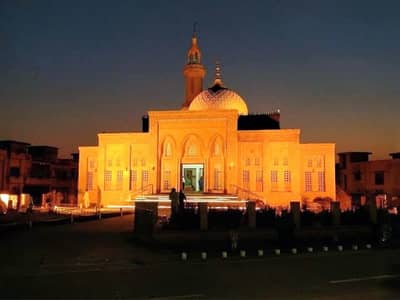 A Corner Residential Plot Of 10 Marla In Lahore