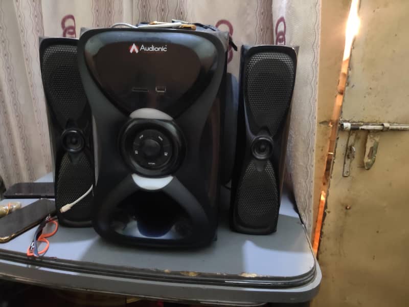 audionic r 30 0