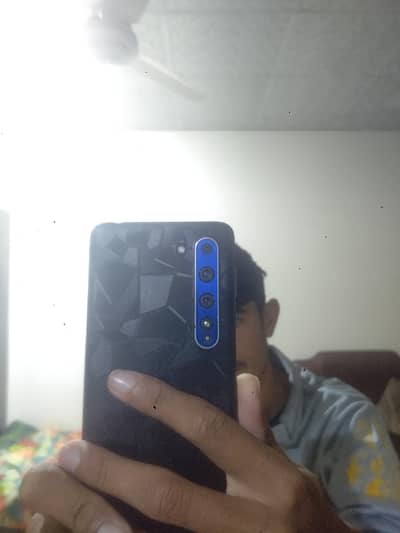 Aquos r5 Allok 12/256 non pta exchange possible with good camera phone