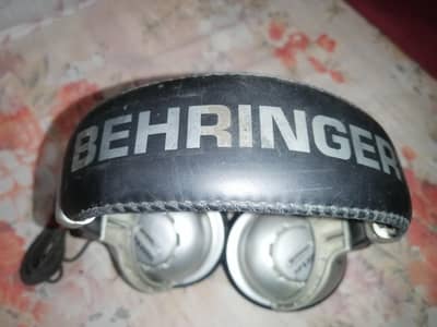 Behringer Hradphone