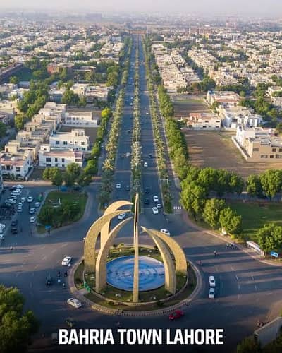 5 MARLA PLOT FOR SALE AT PRIME LOCATION OF BAHRIA TOWN LAHORE
