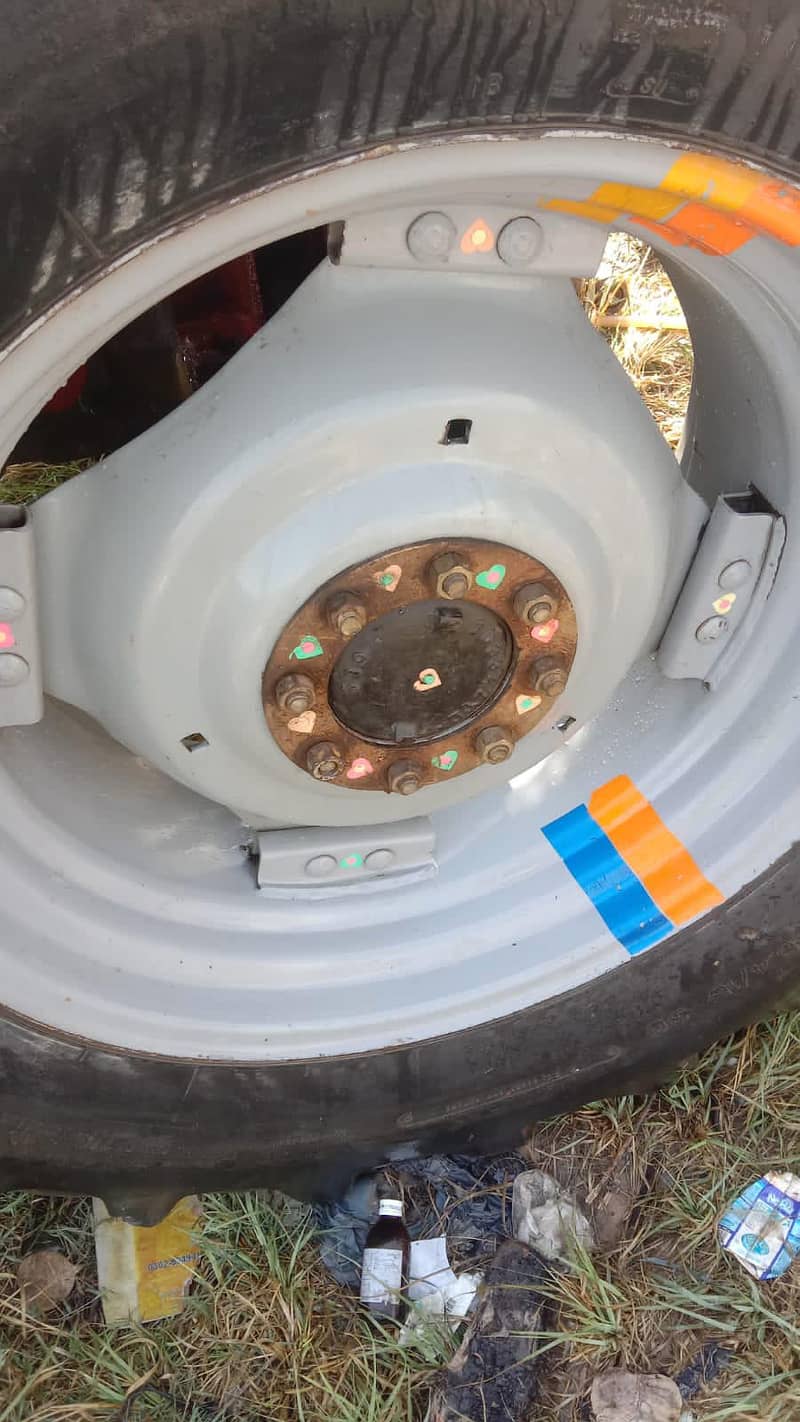 385 tractor model 2015 8