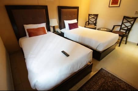 6 Kanal House Ideal Location For Sale