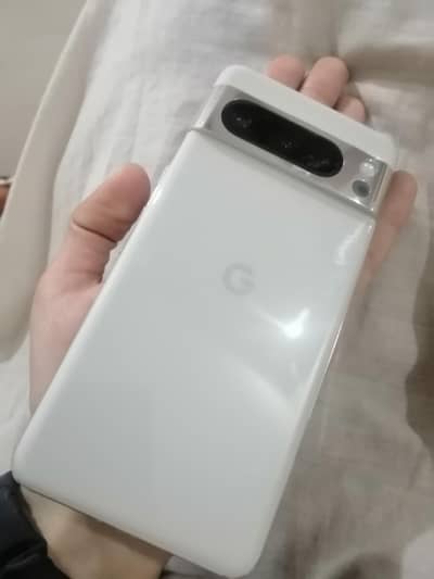 Google pixel 8 pro  5g official Pta (premium gold color)