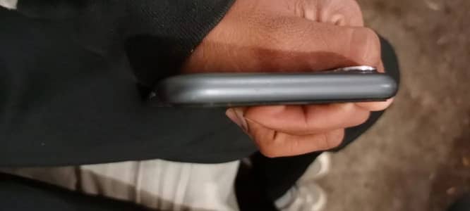 I Phone 11 NONPTA JV 64 gb