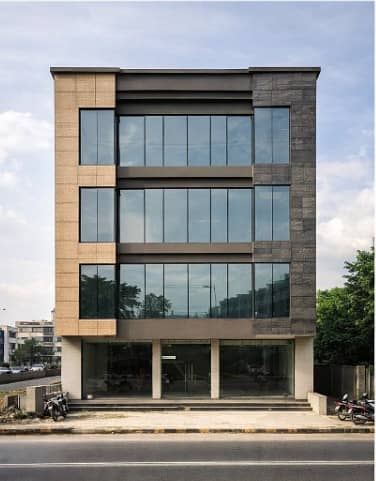 Prime 1 Kanal Commercial Building FOR RENT | Ground + 1st Floor | Main Khayaban-e-Jinnah Road, Lahore