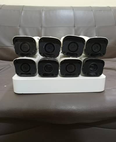UNV 8ch nvr with 8 ip cameras with 8port Poe