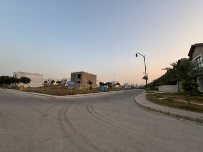 125 Sq Yd Plot For Sale Precinct-11B, Bahria Town Karachi. Near Murree Point | Prime Location | Ideal for Residence or Investment. Just 8 Min Drive from Main Gate.