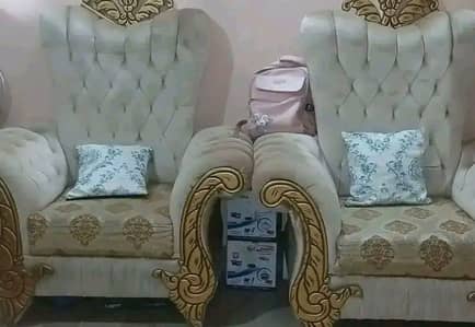 5 seater sofa set urgent sale