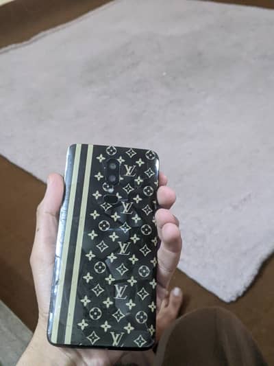 One Plus 6 128gb 8gb