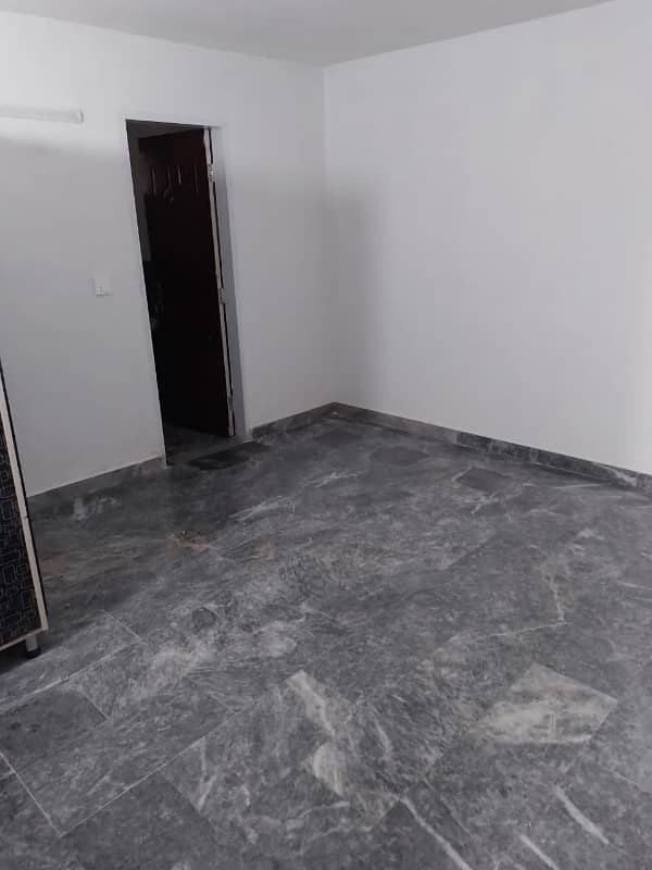 2 bed upper portion for rent 5