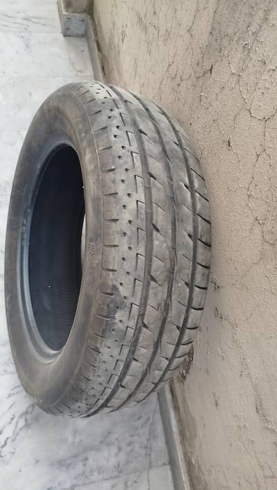Bridgestone 215/60 R17