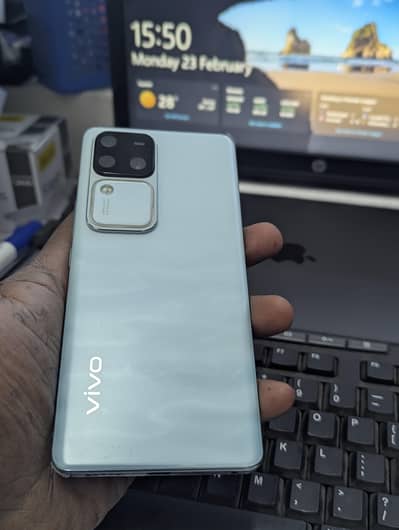 VIVO V30 5G
