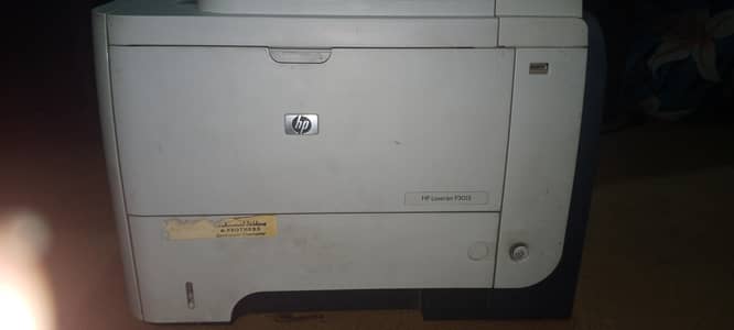 HP laser jet 3015 printer For sale