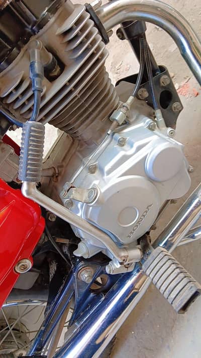 Honda 125 condition 10/10 urgent sale