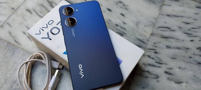 Vivo y03t with box and data cable with warranty