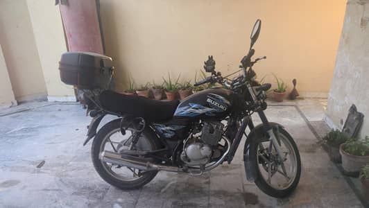 Suzuki GS 150 SE