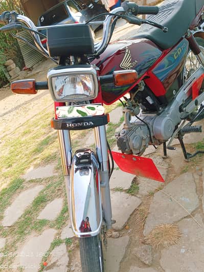 Honda CD 70 is available for sale 24 model