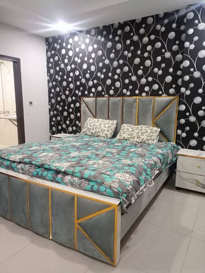 Par Day and short Time full furnish one BeD Room ment Available for rent Bahria Town Phase 6 family apartment