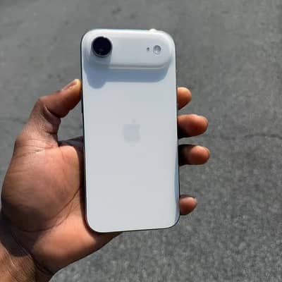 Apple iPhone 17 Air jv, like new 100 battery health 74 cc