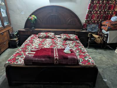Double side bed with show case set