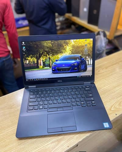 Dell Core i5 7th Generation (Ram 8GB DDR4 + SSD 256GB) Full HD Display