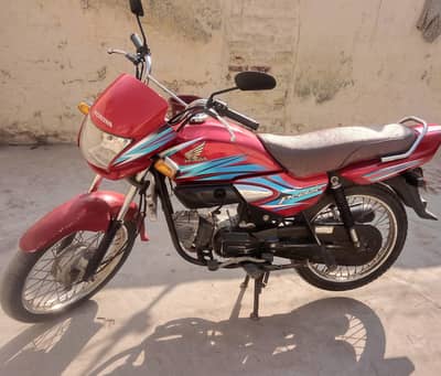 Honda prider 2018 in genion condition for sale