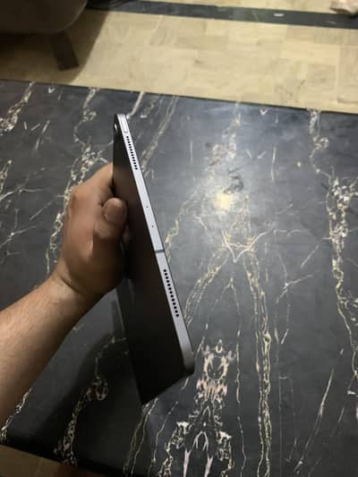 iPad Pro (11-inch) 256GB face I’d