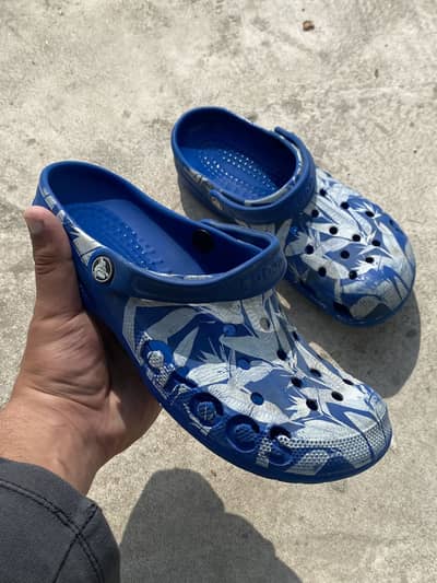 Crocs for sell good condition