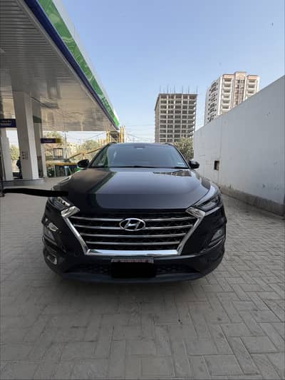 Hyundai tucson AWD 2.0