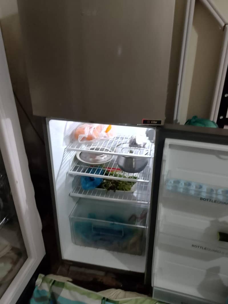 fridge 0