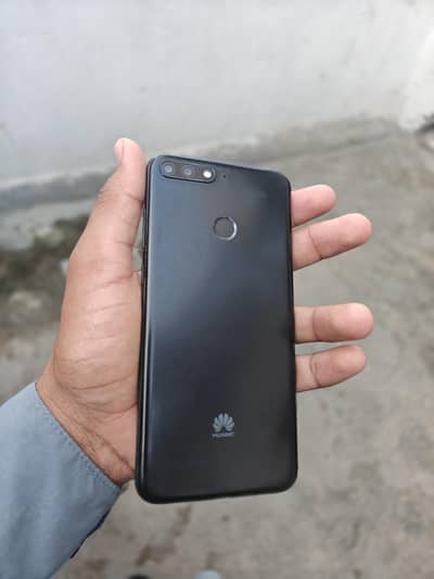 Huawei y6 prime 2018 4/64 PTA approved 10/9.5 condition