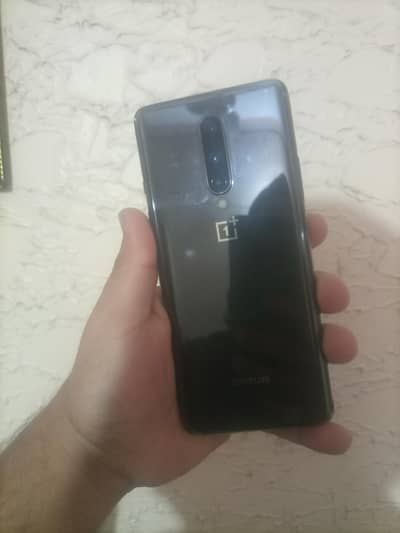 one plus 8 glass crack ha bakhi all okay ha