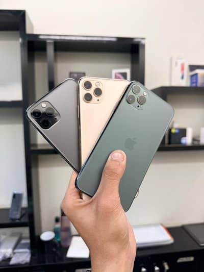 iphone 11 pro max  | 256 | Pta Approved  | 10/10 water pack