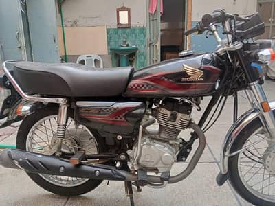 Honda cg 125 9/10 condition 2024 model