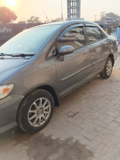 Honda City (2005)