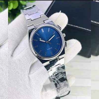 ⌚ Royal Blue Classic Quartz Watch – Premium Stainless Steel Edition