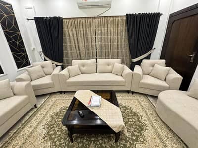 Sofa Set 7 Seater with Deewan & Table