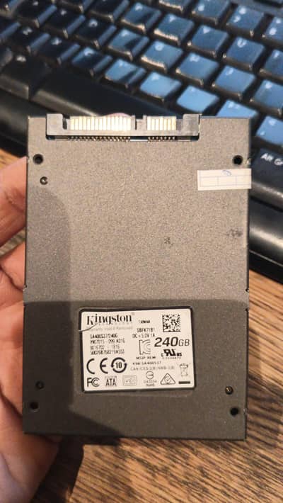 KINGSTON 240GB SSD