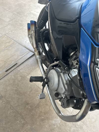 rare 2 tip akrapovic exhaust for sale(with db killer)